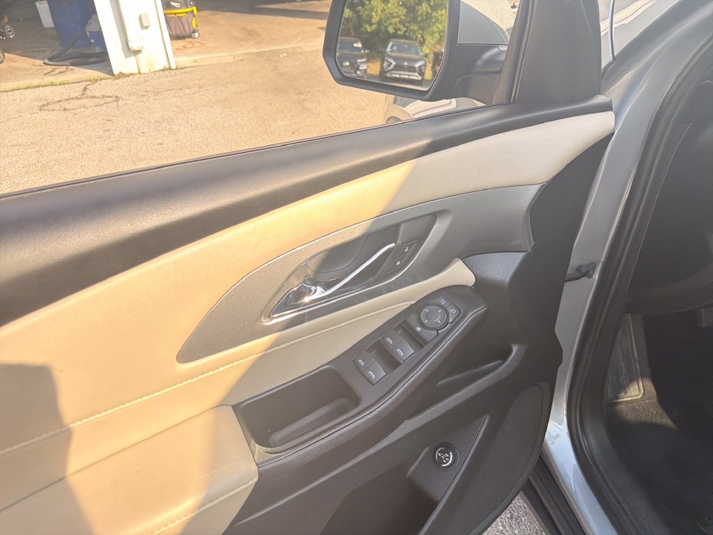 Used 2023 Gray Chevrolet LT image 11