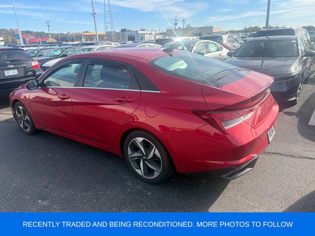 Used 2021 Calypso Red Hyundai SEL image 4