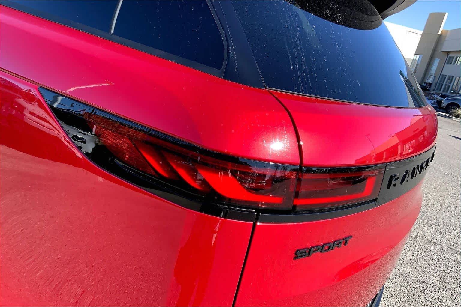 New 2026 Firenze Red Land Rover SE image 14