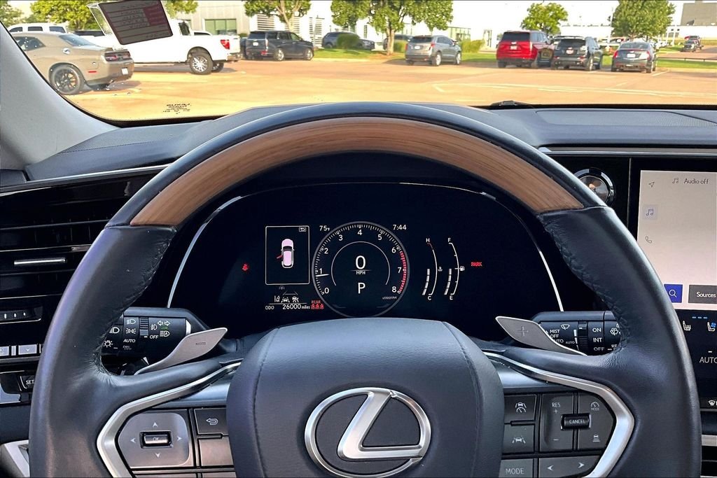 Used 2024 White Lexus 350 Premium image 22