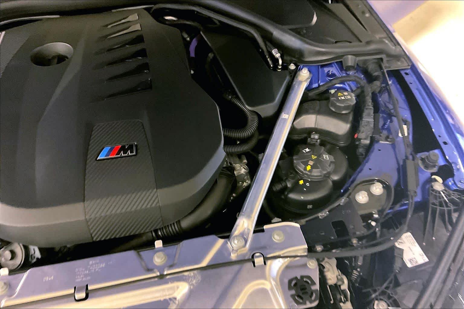 New 2027 Portimao Blue Metallic BMW M440i image 17