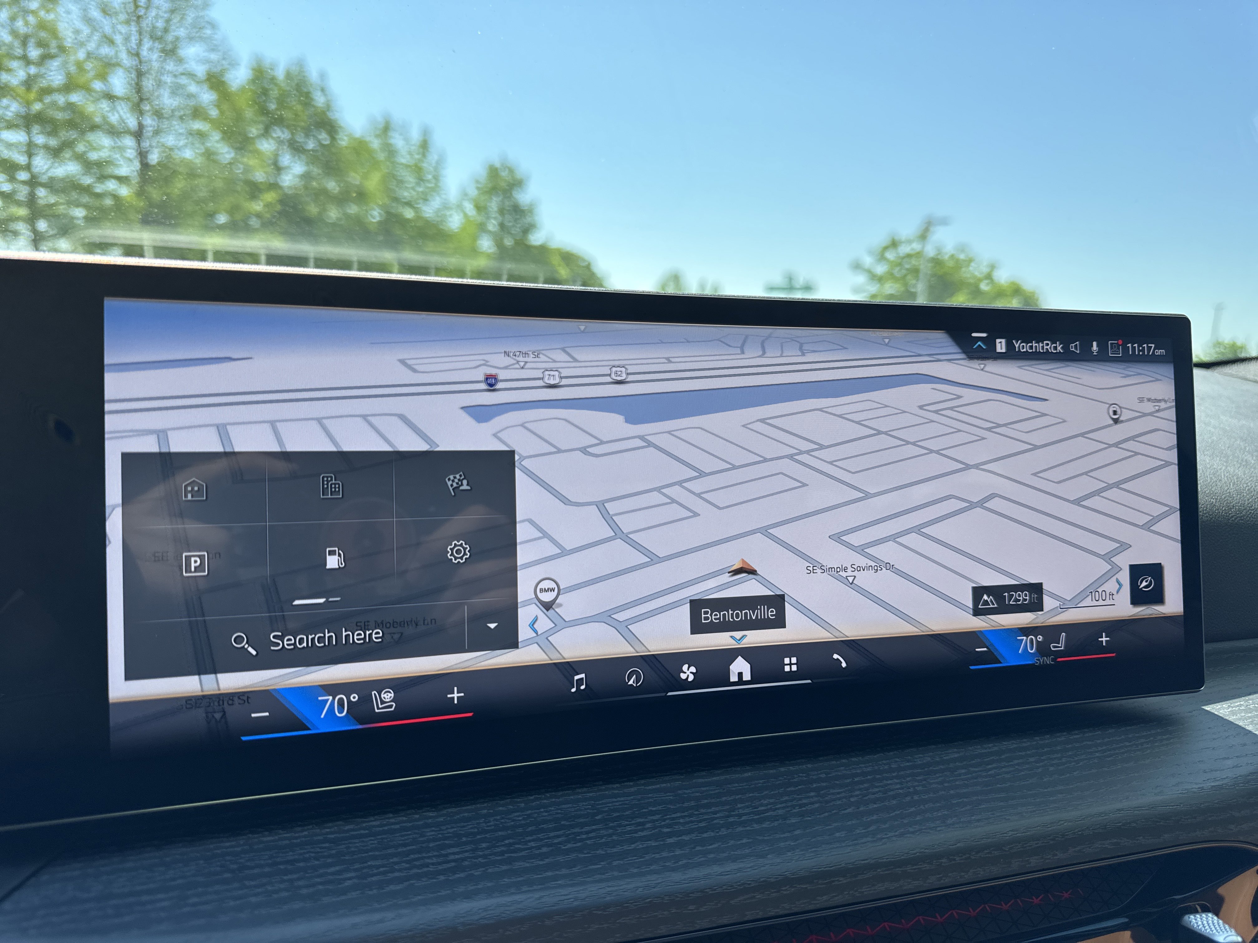 2025 BMW 3 Series 330i - Photo 15