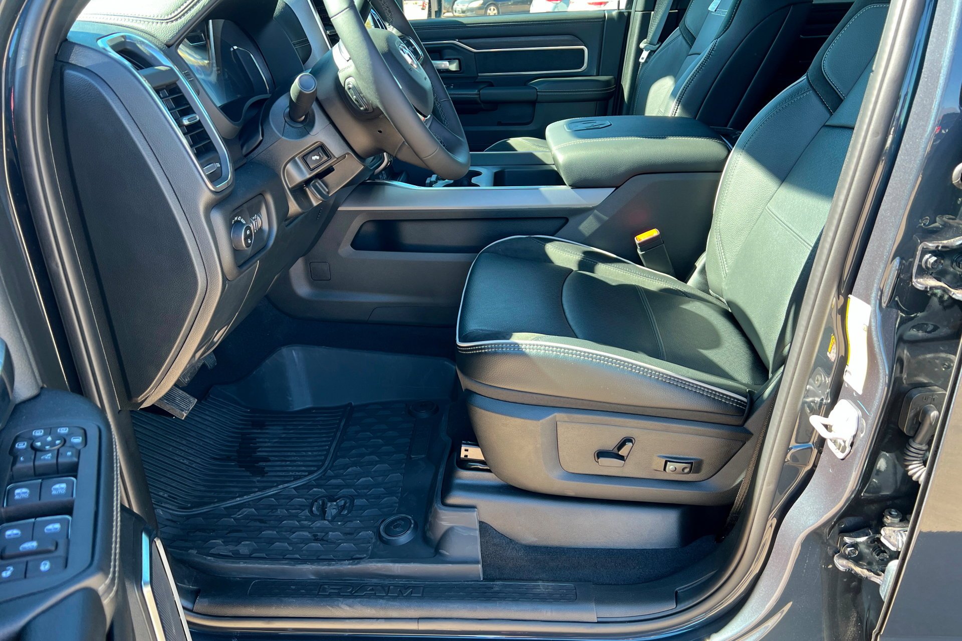 New 2026 Forged Blue Metallic Exterior Paint RAM Laramie image 18