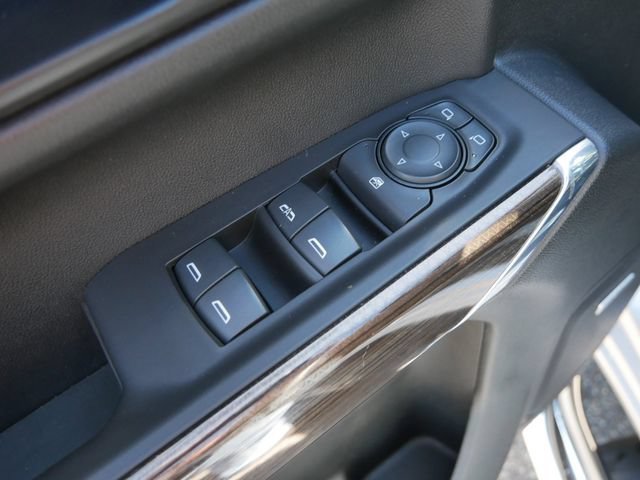 Used 2020 SILVER ICE METALLIC Chevrolet LT Trail Boss image 17
