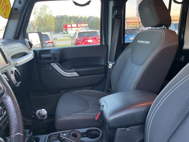 Used 2016 Black Jeep Unlimited Rubicon image 10
