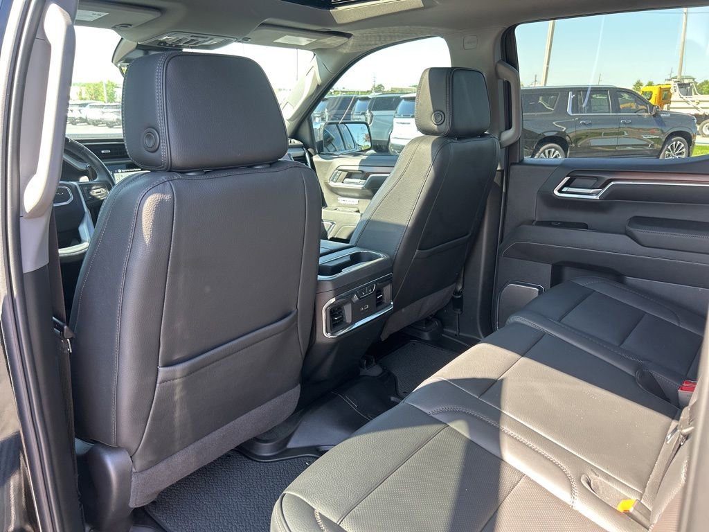 Used 2024 Onyx Black GMC Denali image 49
