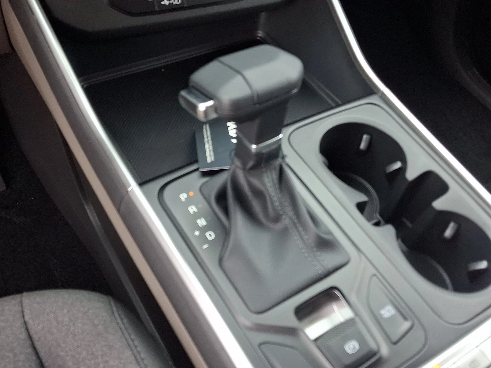 New 2027 Silver Kia LX image 13