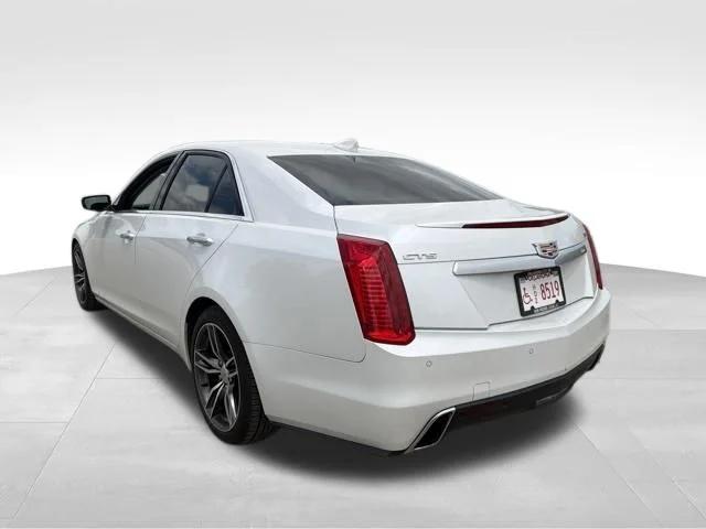 Used 2018 White Cadillac 2.0L Turbo Luxury image 5