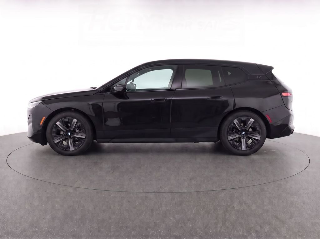 Used 2024 Black Sapphire Metallic BMW xDrive50 image 6