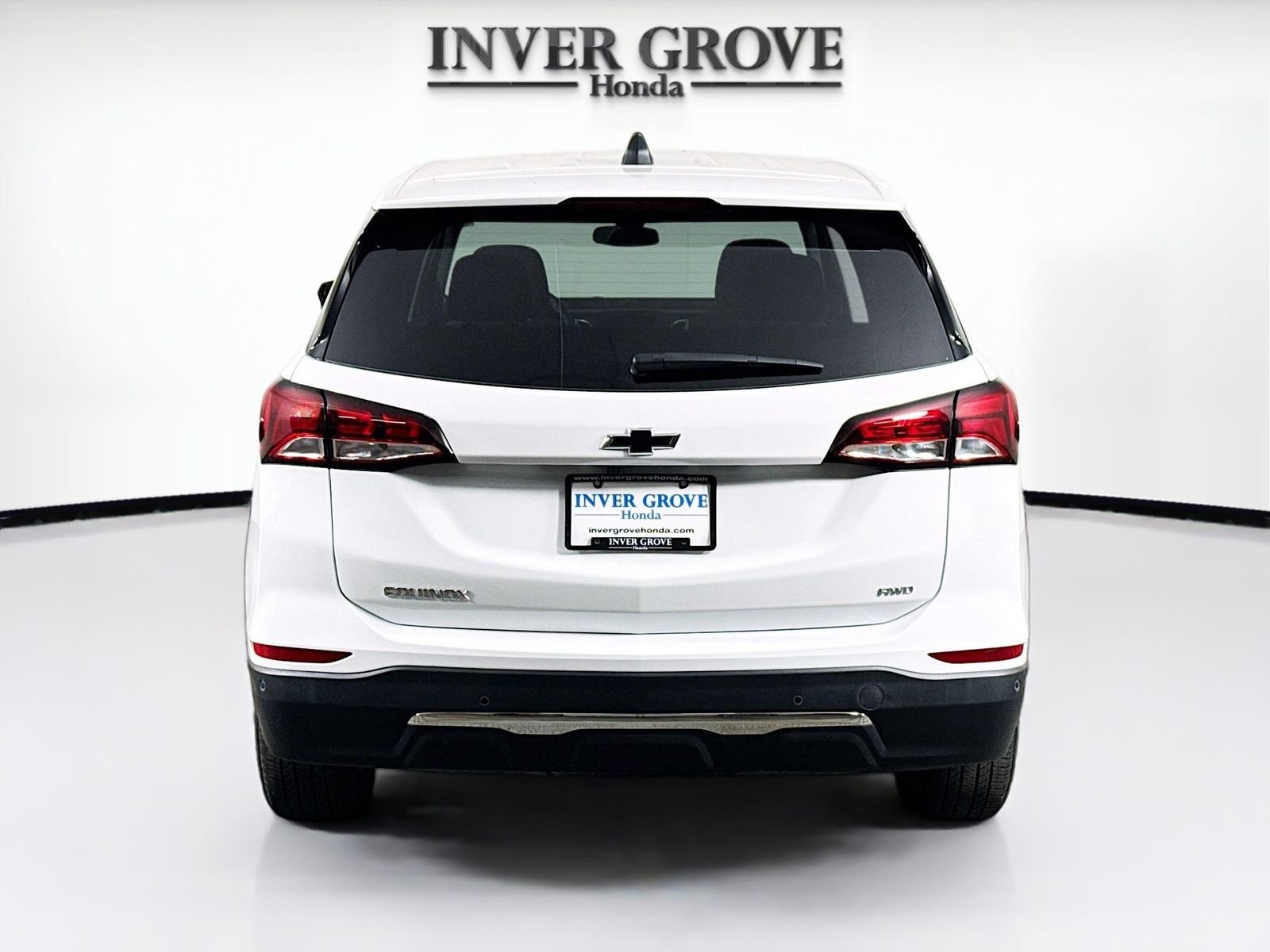 Used 2023 Summit White Chevrolet LT image 6