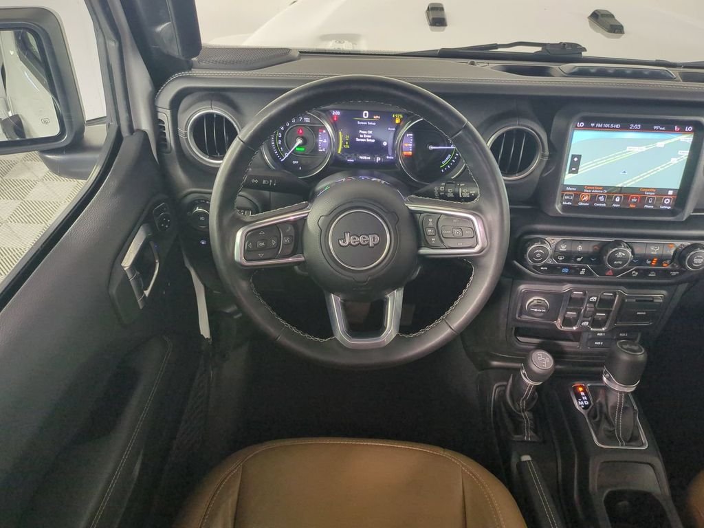 2022 Jeep Wrangler Unlimited Sahara 4XE - Photo 18