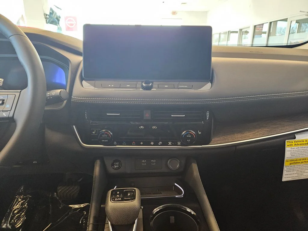New 2026 Gun Metallic Nissan Platinum image 18