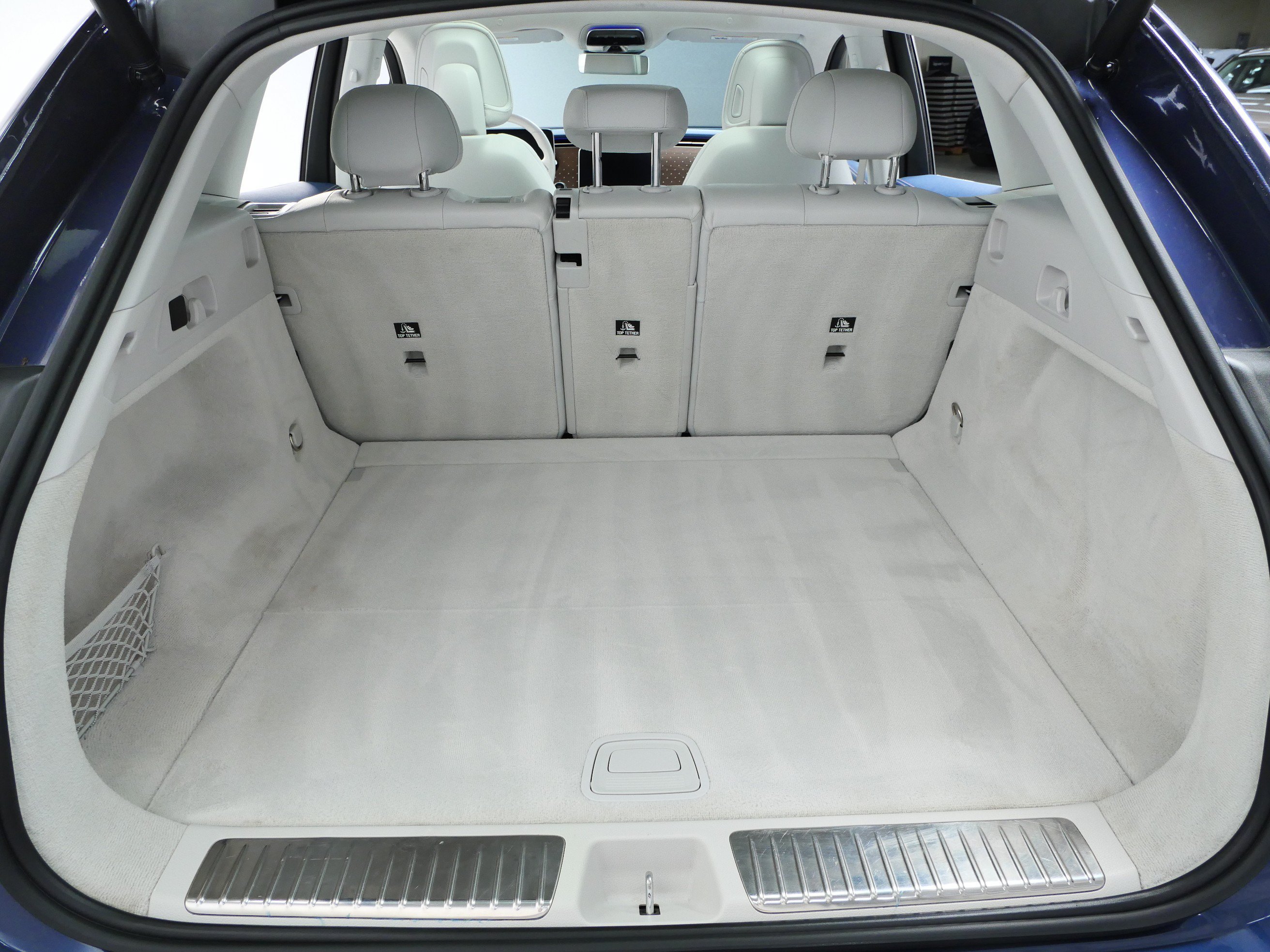 Certified Used 2023 Twilight Blue Metallic Mercedes-Benz EQE 500 image 8