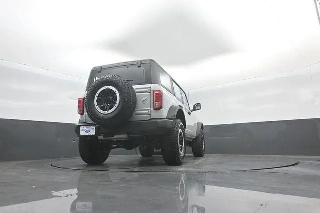 New 2026 Avalanche Gray Ford Base image 34
