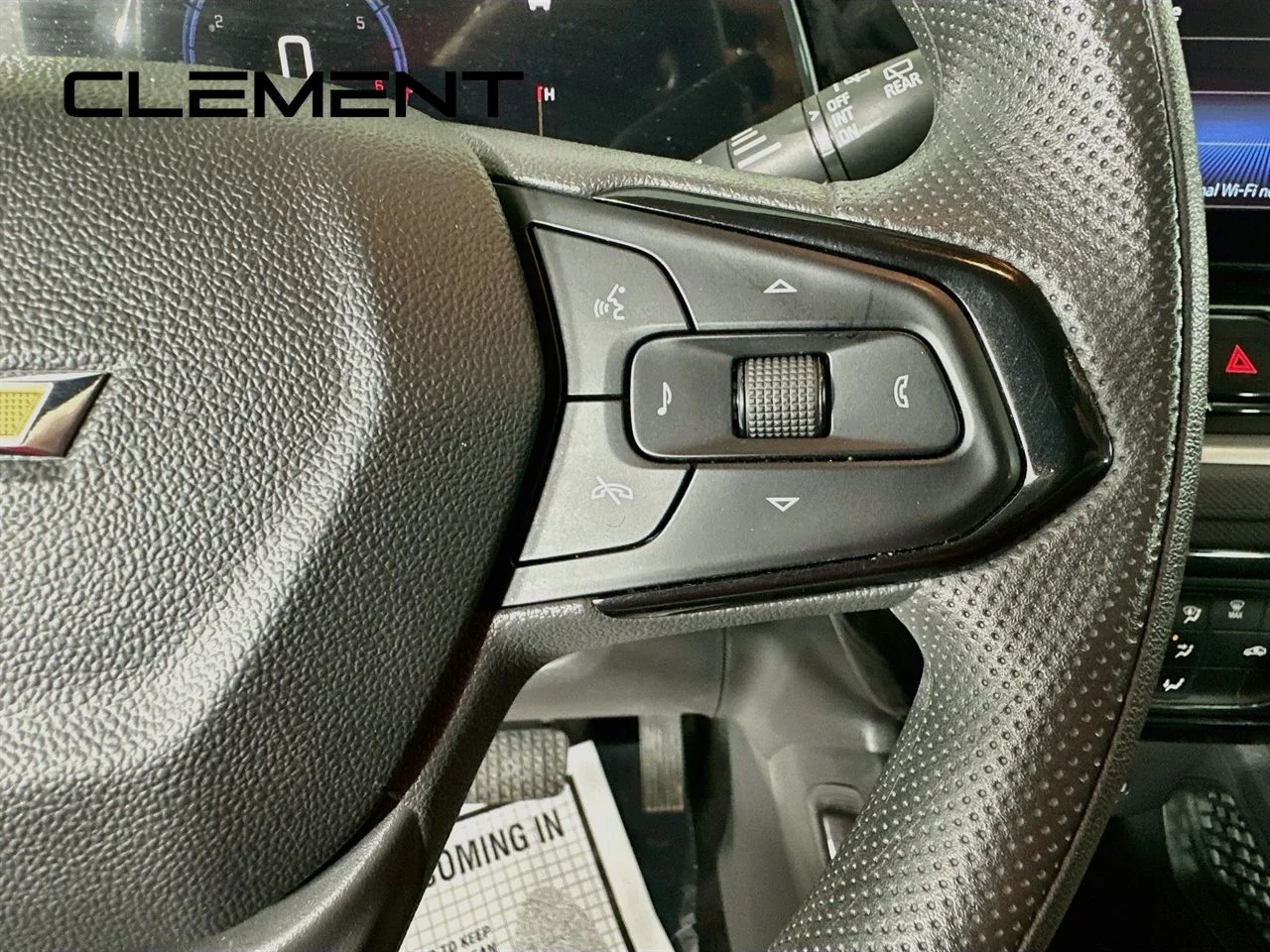 Certified Used 2025 Summit White Chevrolet LT image 17
