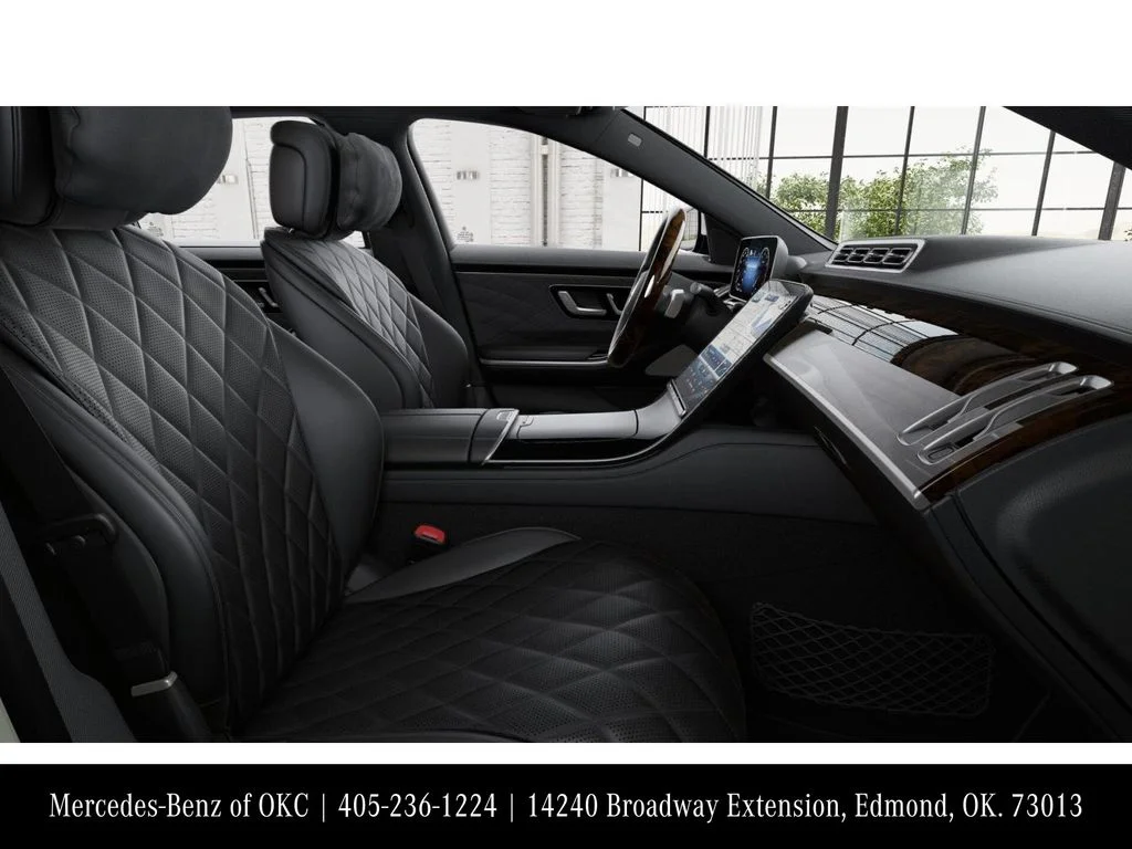 New 2026 White Mercedes-Benz S 580 image 4