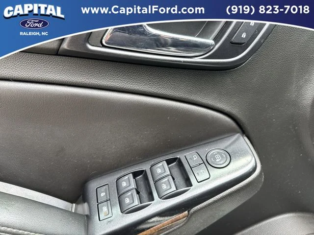 Used 2019 White Chevrolet LT image 21