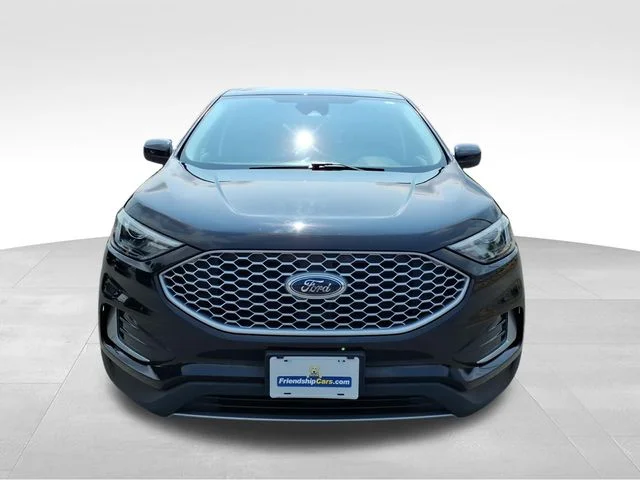 Used 2023 Black Ford SEL image 15