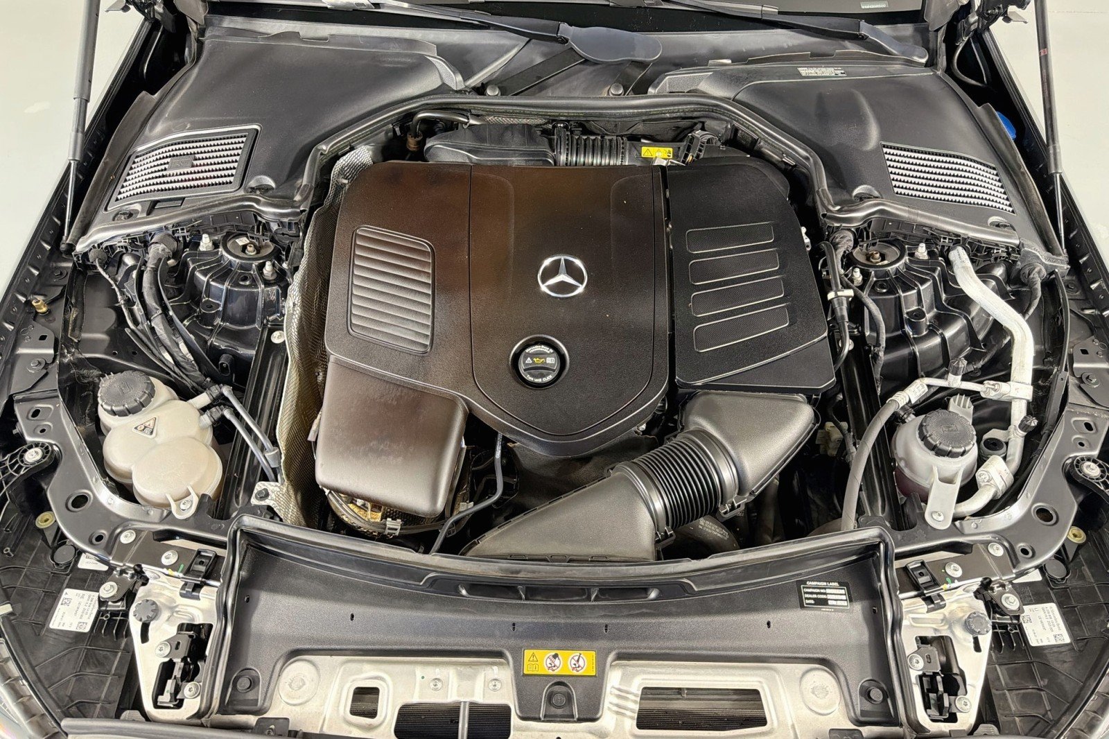 Used 2022 Graphite Grey Metallic Mercedes-Benz C 300 image 10