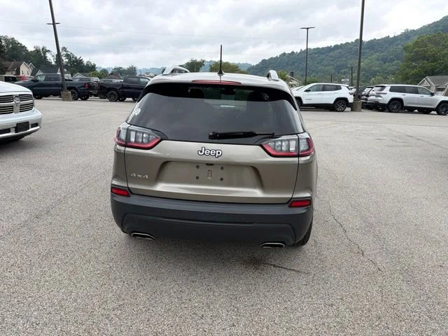 Used 2020 Beige Jeep Latitude Plus image 6