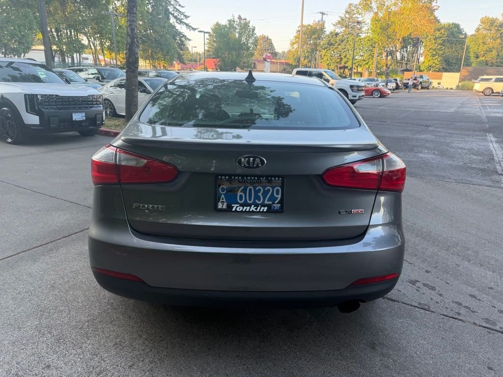 Used 2015 Graphite Steel Kia EX image 3