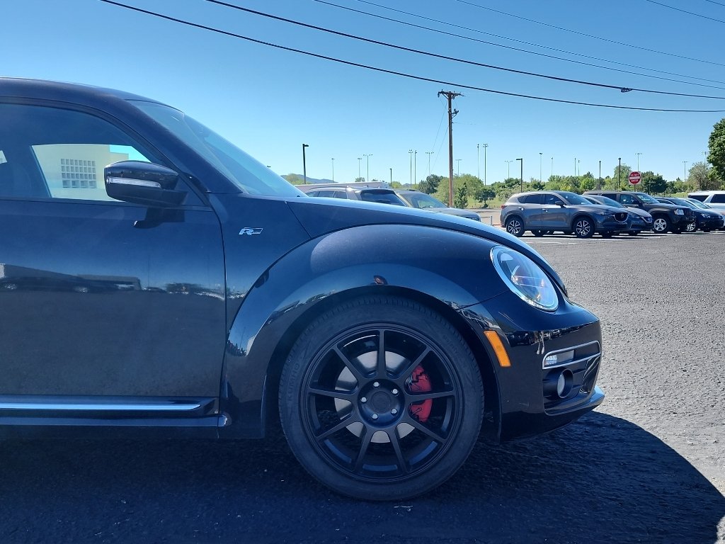 Used 2014  Volkswagen R-Line image 4