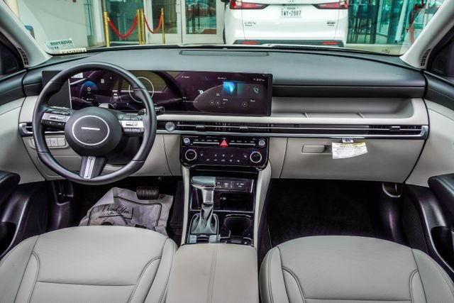 Certified Used 2025 Gray Hyundai SEL Convenience image 5