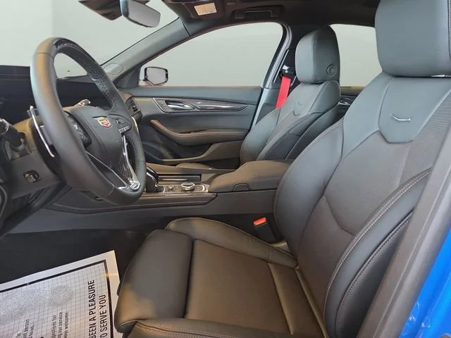 2026 Cadillac CT5 V-Series - Photo 17