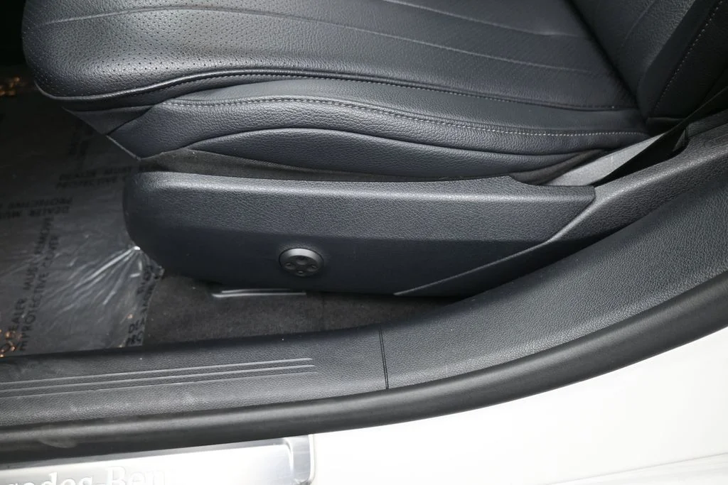 Used 2025 White Mercedes-Benz E 350 image 18