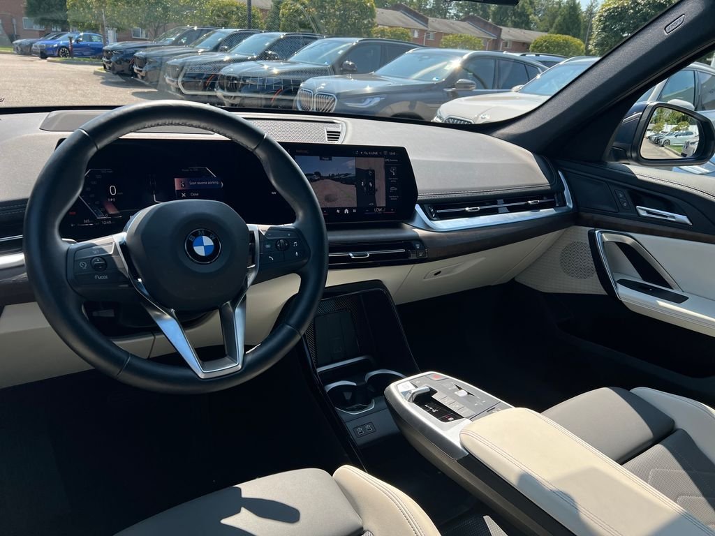 Used 2026 Blue BMW xDrive28i image 26