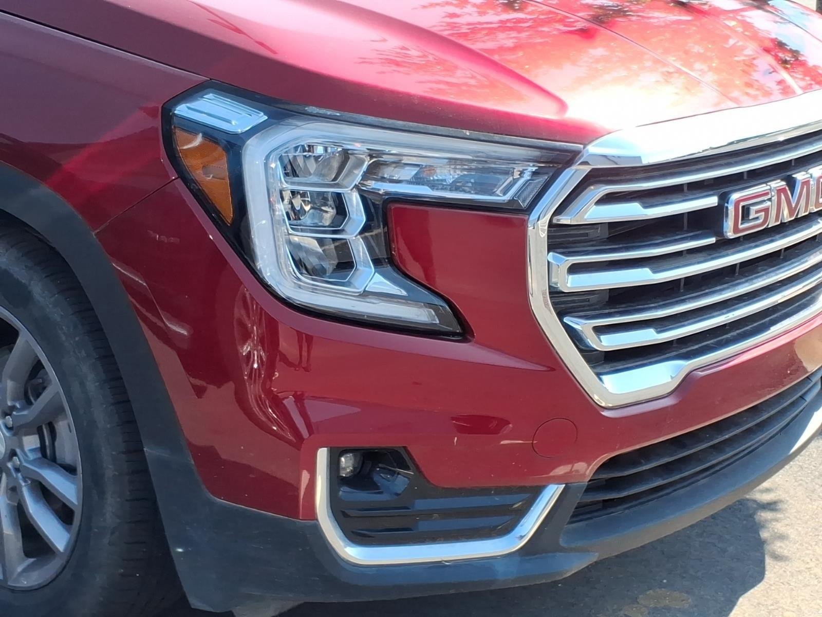 Used 2023 Volcanic Red Tintcoat GMC SLT image 6