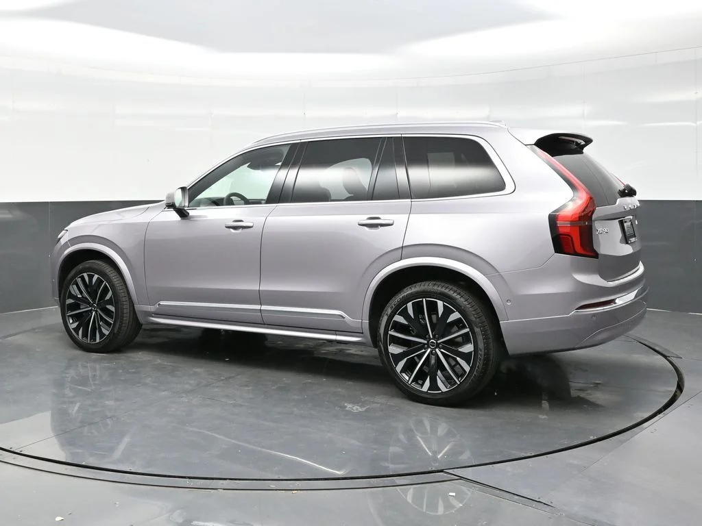 New 2026 Aurora Silver Volvo Plus image 4