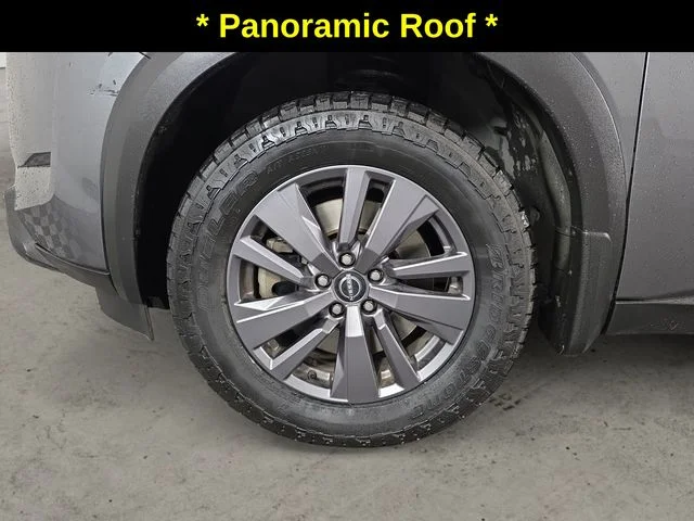 Used 2022 Gun Metallic Nissan SV image 9