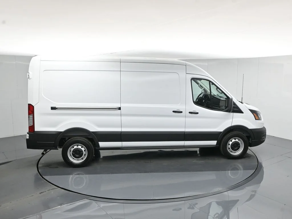 New 2026 White Ford Base image 35