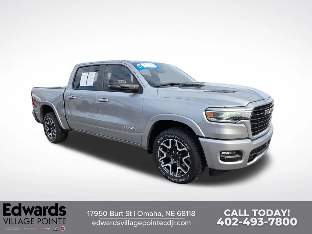 2025 RAM 1500 Laramie 4x4 Crew Cab 5'7's photo