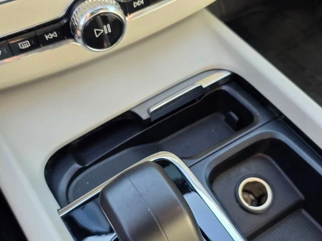 2023 Volvo XC60 Plus - Photo 36