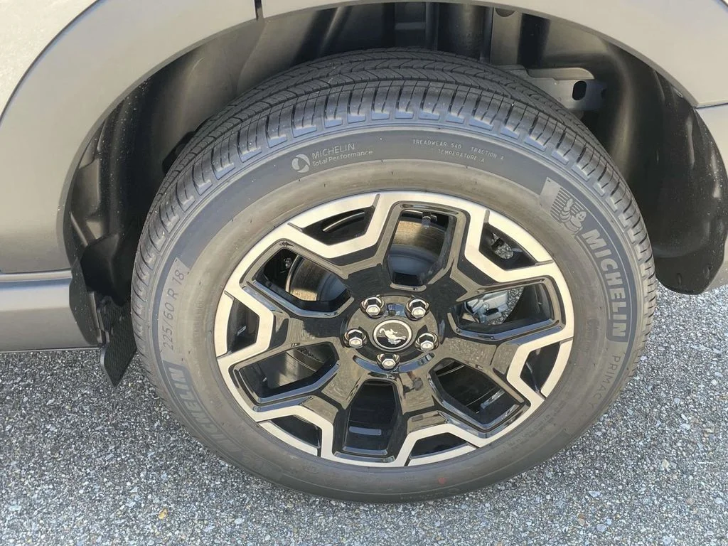 New 2025 Carbonized Gray Metallic Ford Outer Banks® image 9