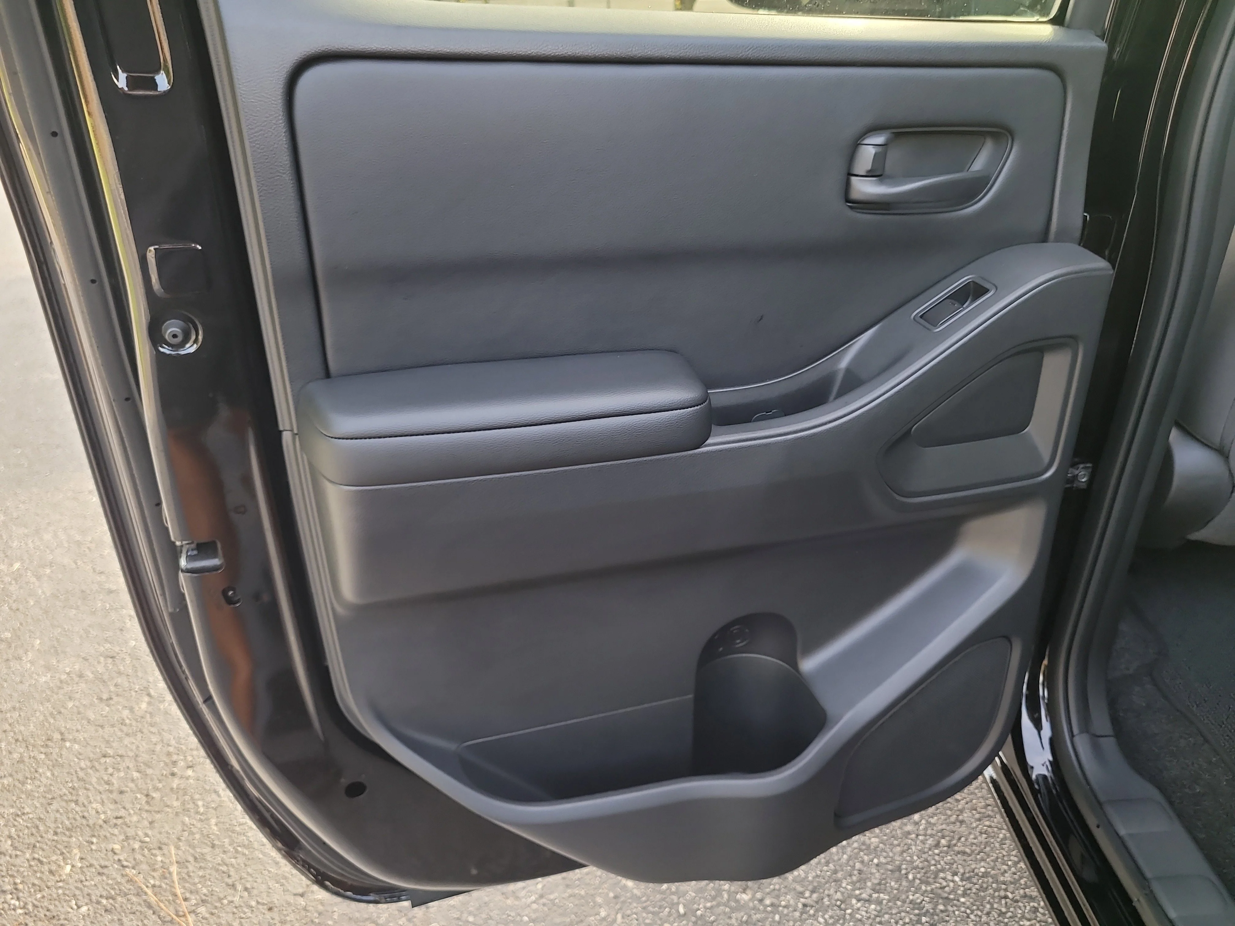 Used 2026 Super Black Nissan SV image 15