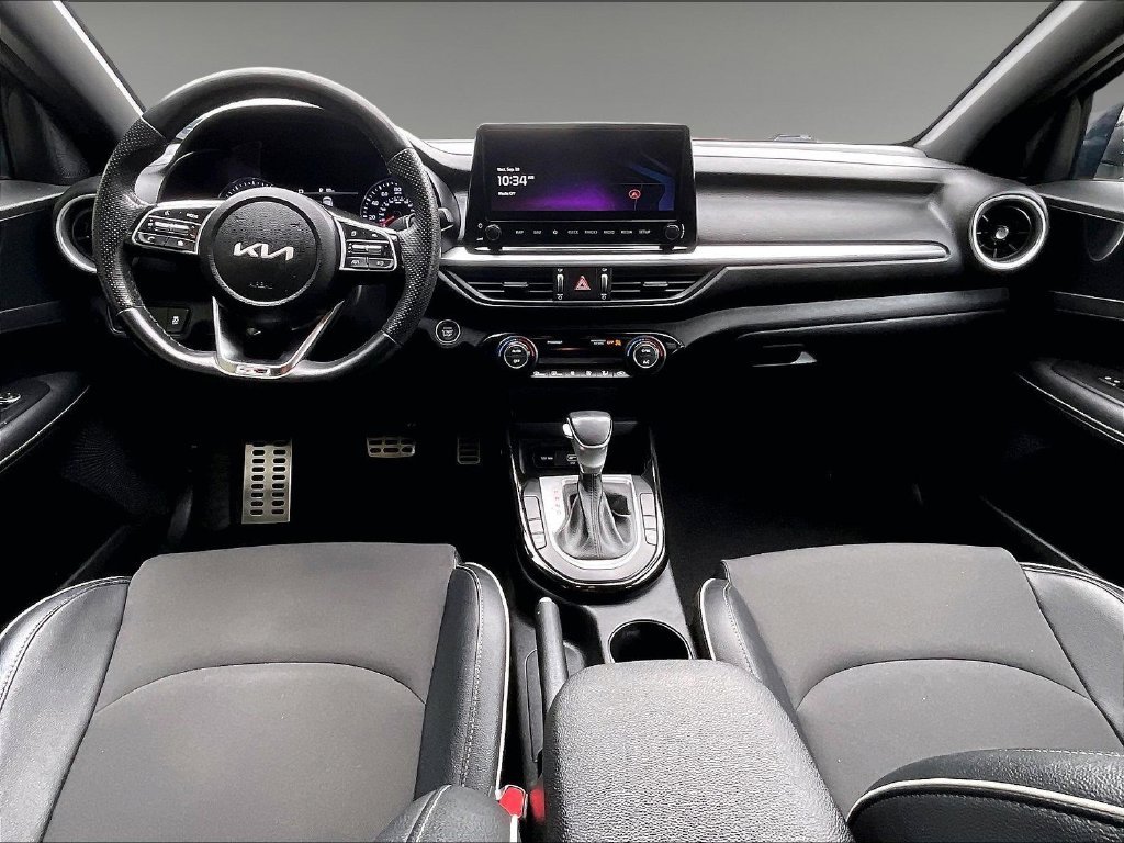 Used 2023 Gray Kia GT-Line image 21