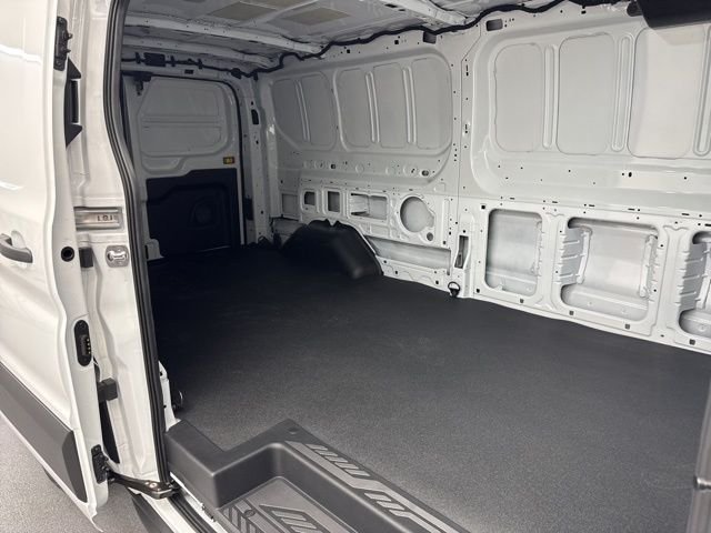 New 2026 Oxford White Ford Cargo Van image 25