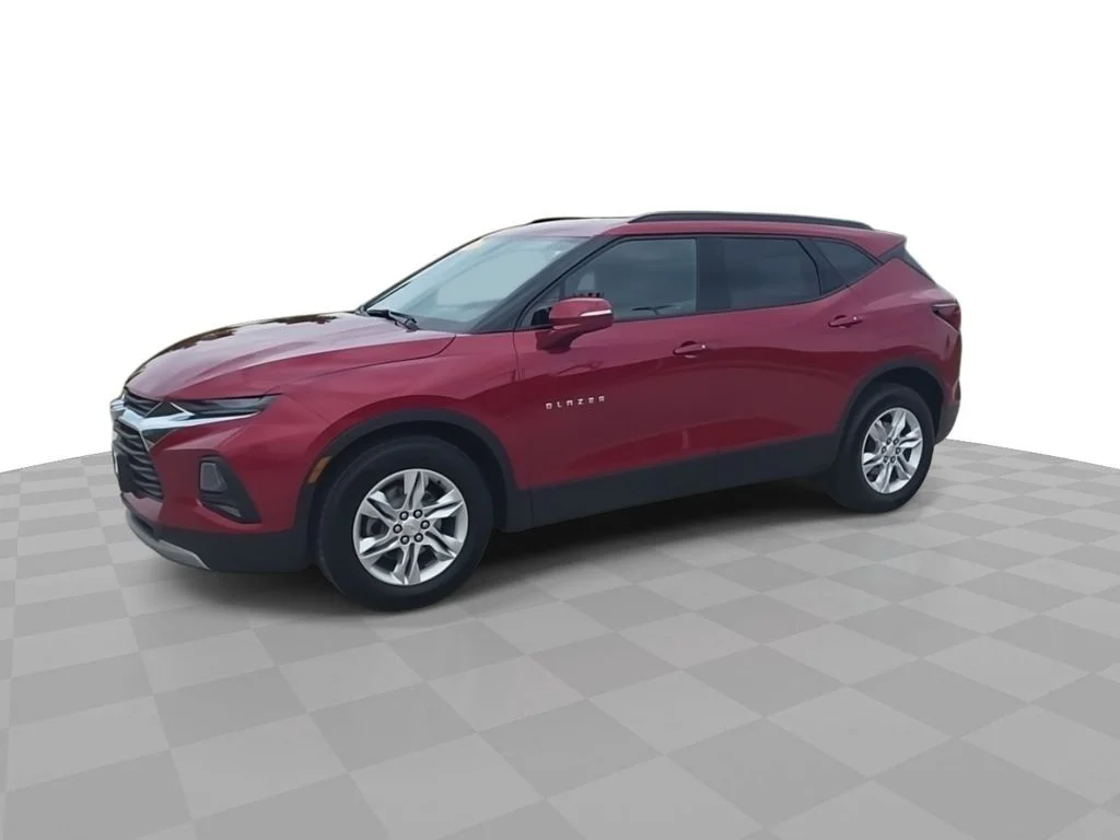 Used 2020 Red Chevrolet LT image 4