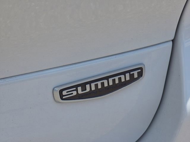 New 2026 Bright White Clear-Coat Exterior Paint Jeep Summit image 32