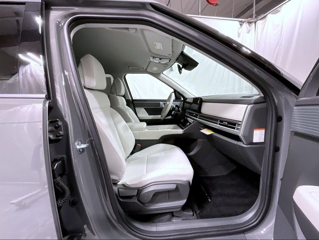 New 2026 Gray Hyundai SE image 16
