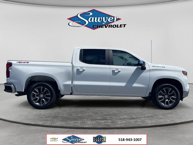 Used 2023 SUMMIT WHITE Chevrolet LT image 6