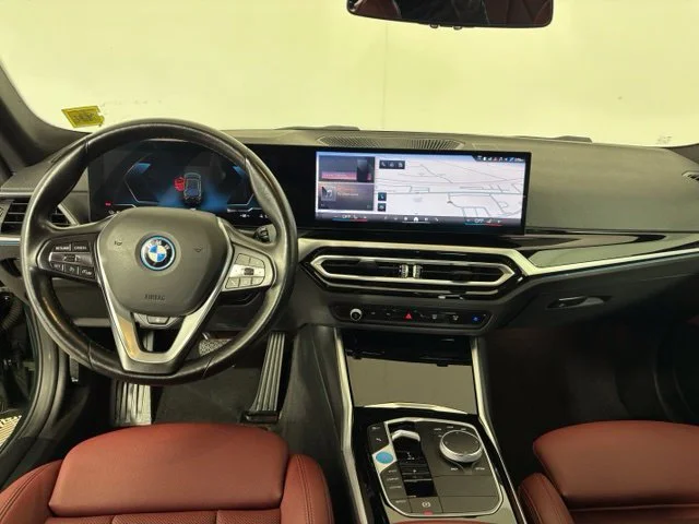 Used 2024 Green BMW xDrive40 image 13
