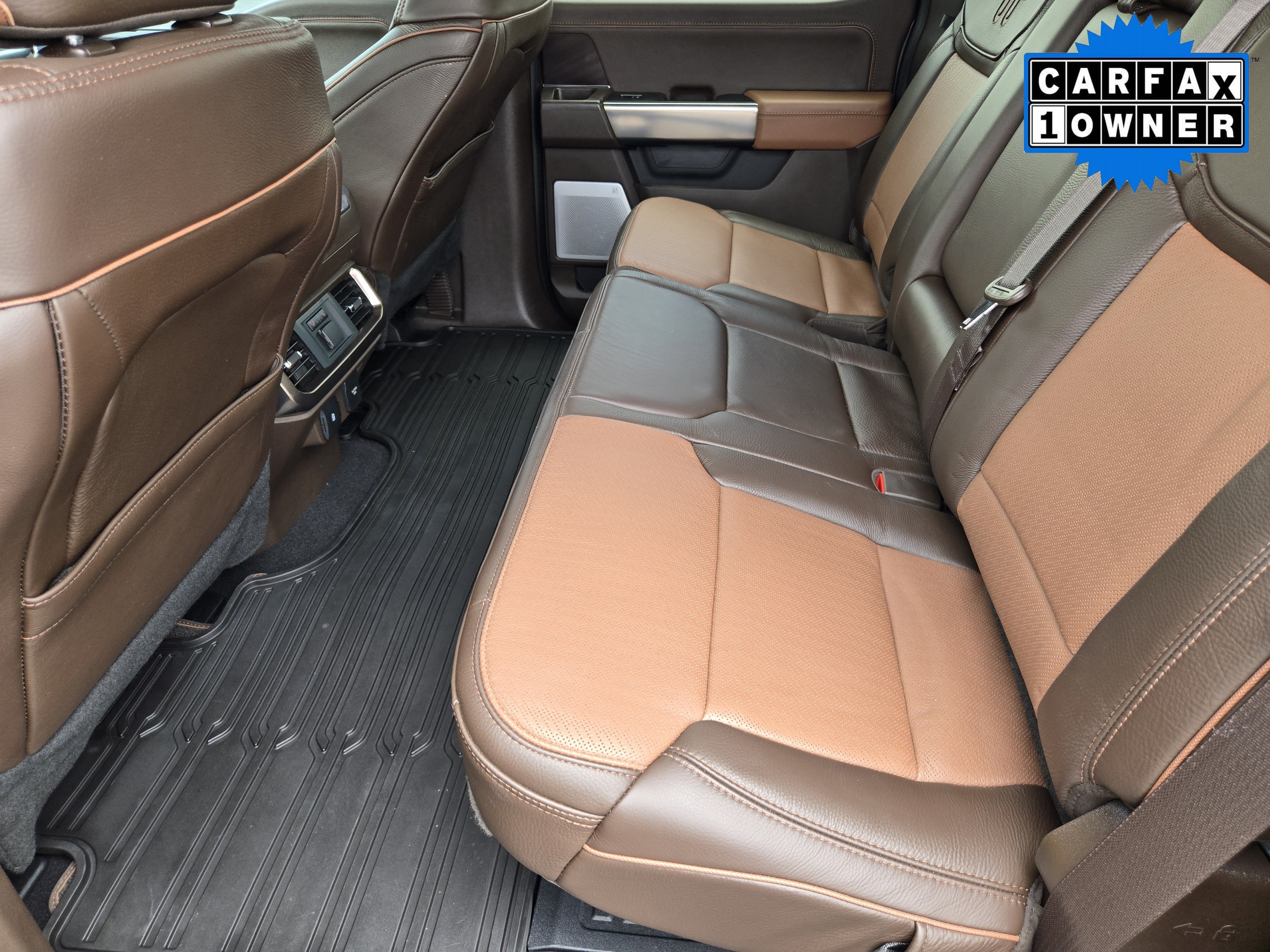 Used 2025 Gray Metallic Ford King Ranch image 28