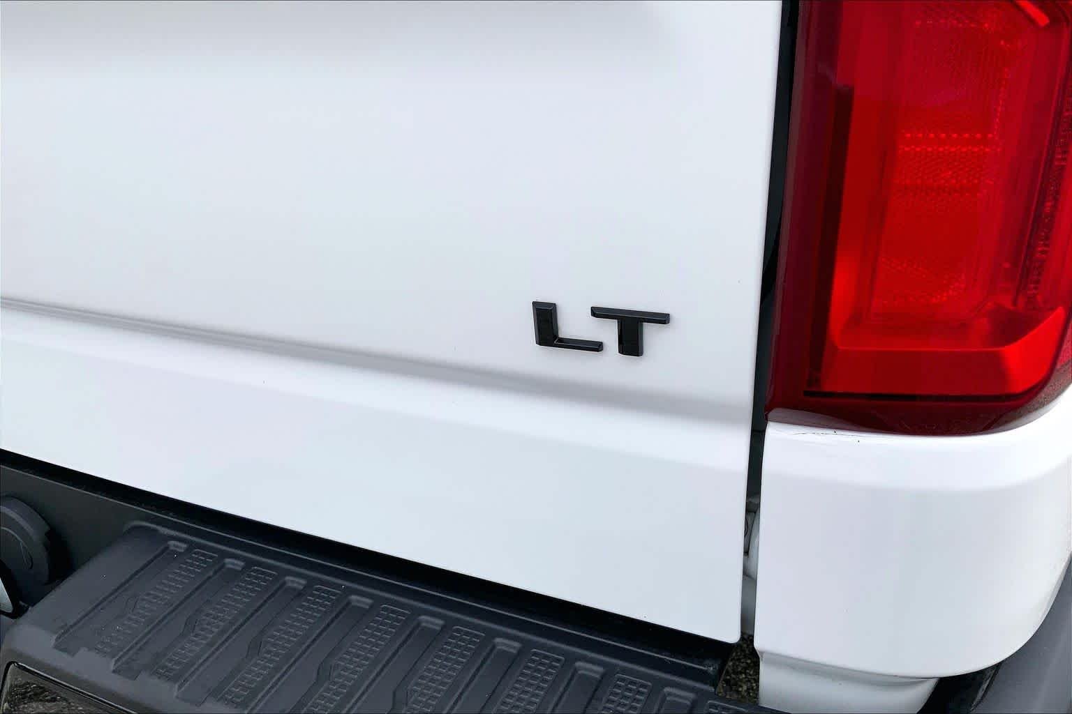 Used 2021 Summit White Chevrolet LT Trail Boss image 31