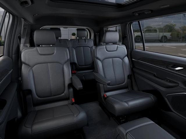 New 2026 Bright White Clear-Coat Exterior Paint Jeep Limited image 41