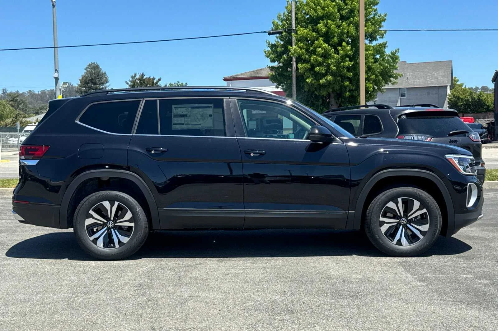 New 2026 Black Volkswagen 2.0T SE image 3