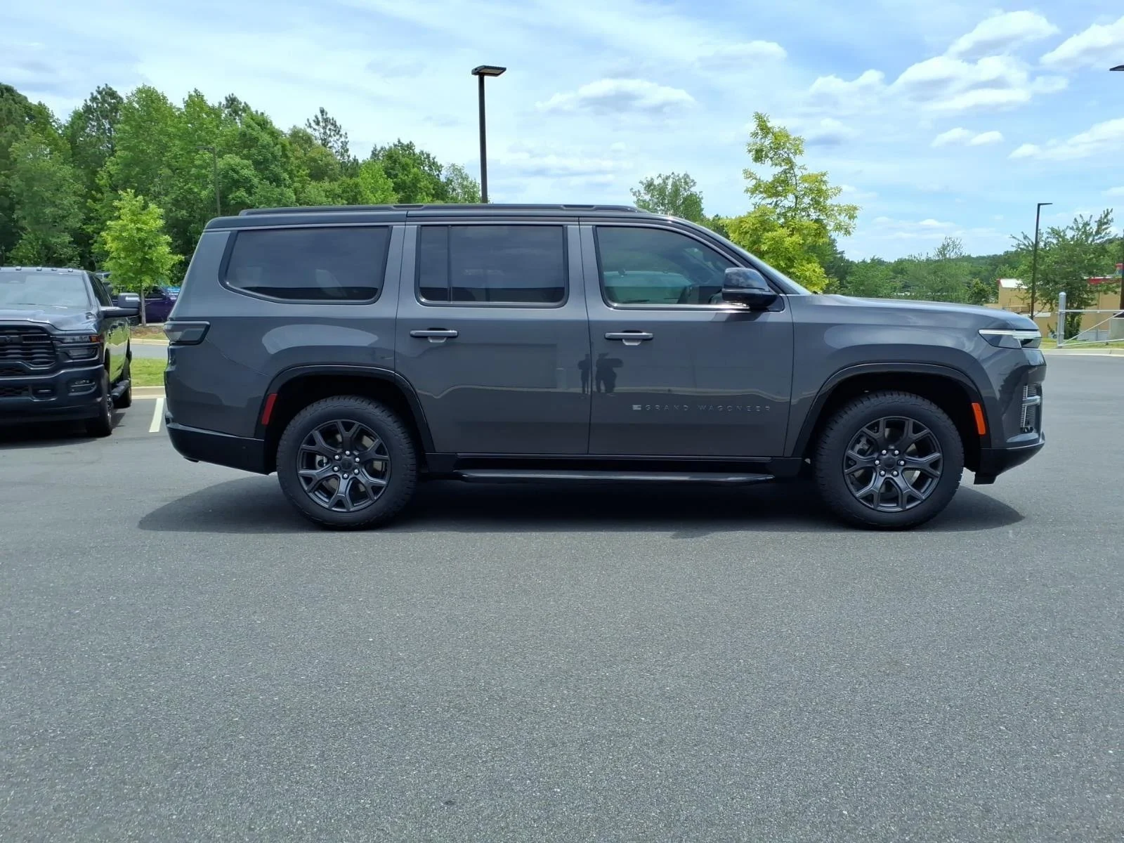 New 2026 Baltic Gray Metallic Clearcoat Jeep Upland image 11